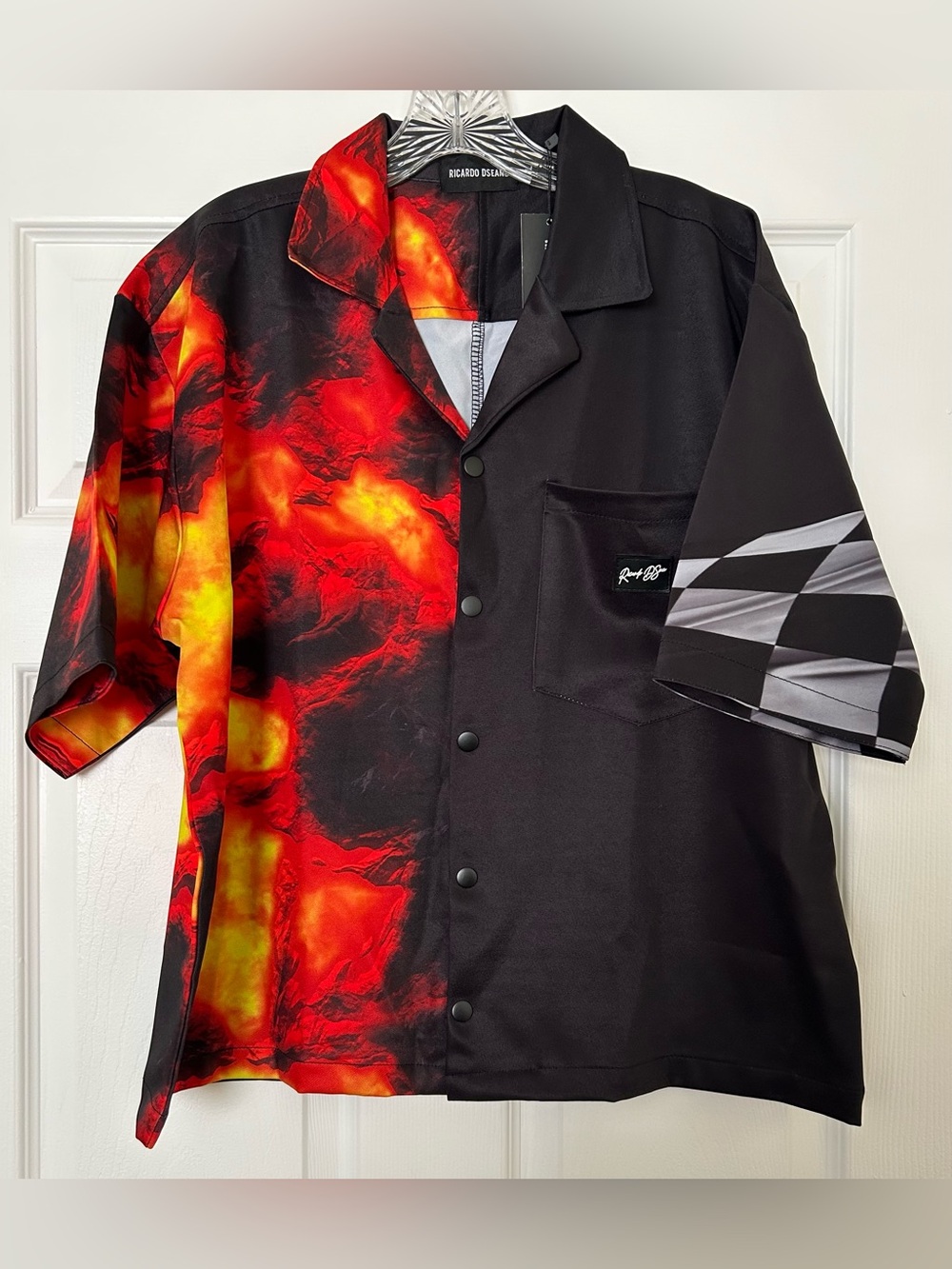 Ricardo DSean Black & Flame Print Button-Up Shirt Size L